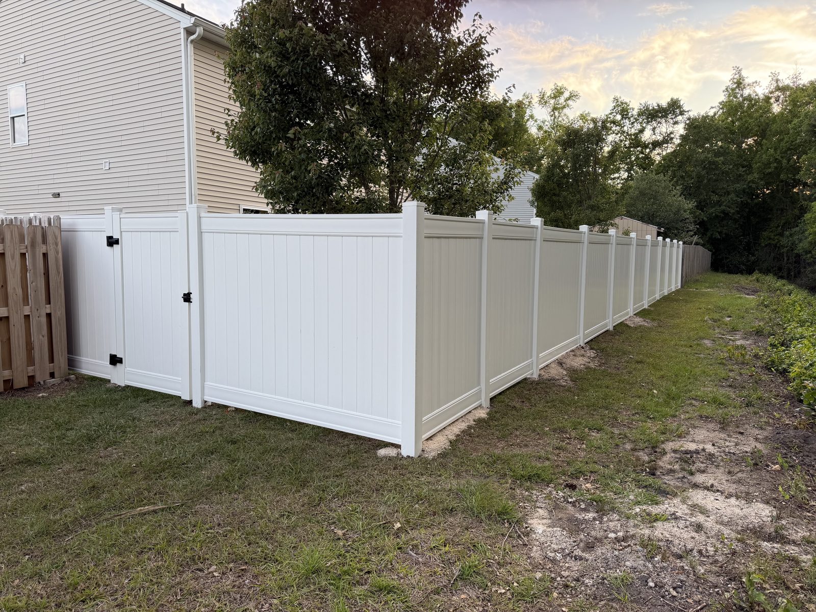 Vinyl fence